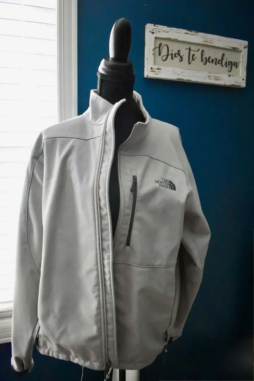 The North Face Men's Apex Bionic Softshell Jacket in Grey, Size XL